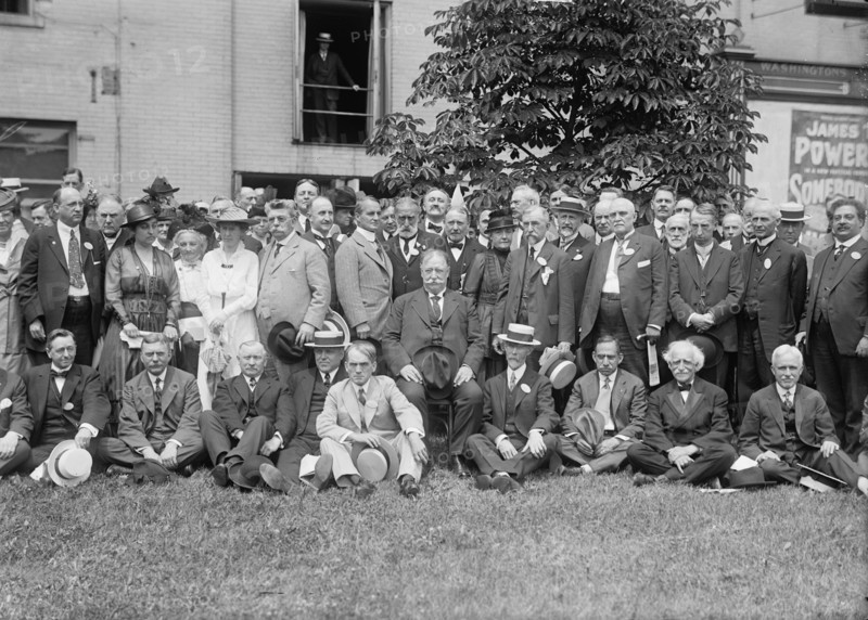 League To Enforce Peace - Group., William H. Taft in Center, 1916. Creator: Harris & Ewing.
