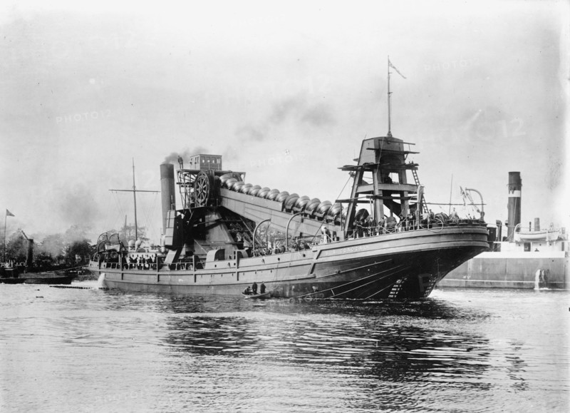 Panama Canal, 1913. Creator: Harris & Ewing.