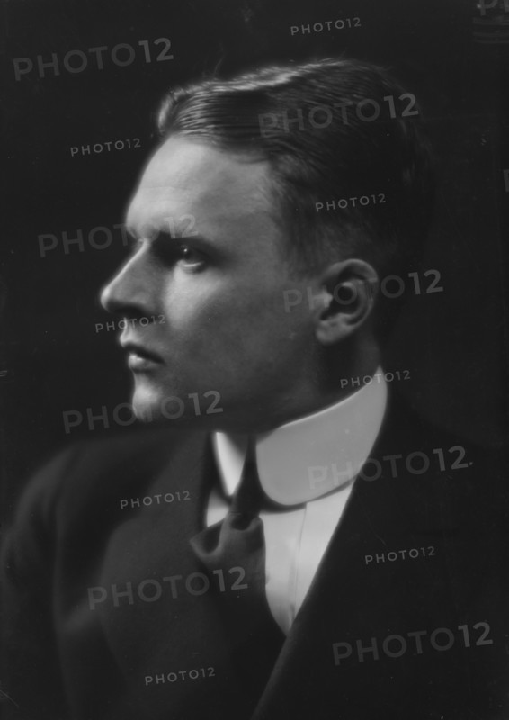 Brackett, Charles W., Mr., portrait photograph, 1915. Creator: Arnold Genthe.