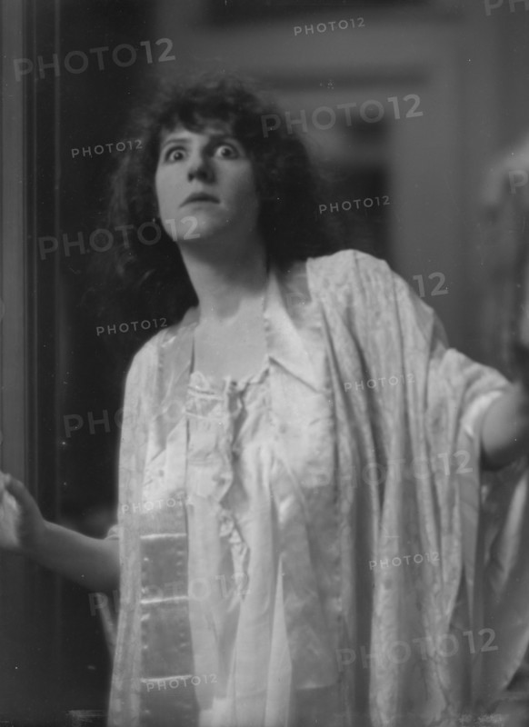 Dagma, Thyra, Miss, portrait photograph, 1914 May 5. Creator: Arnold Genthe.