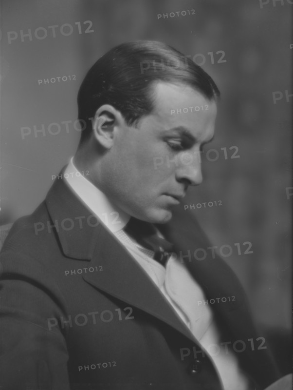 Doubleday, Felix, Mr., portrait photograph, 1915 Mar. 9. Creator: Arnold Genthe.