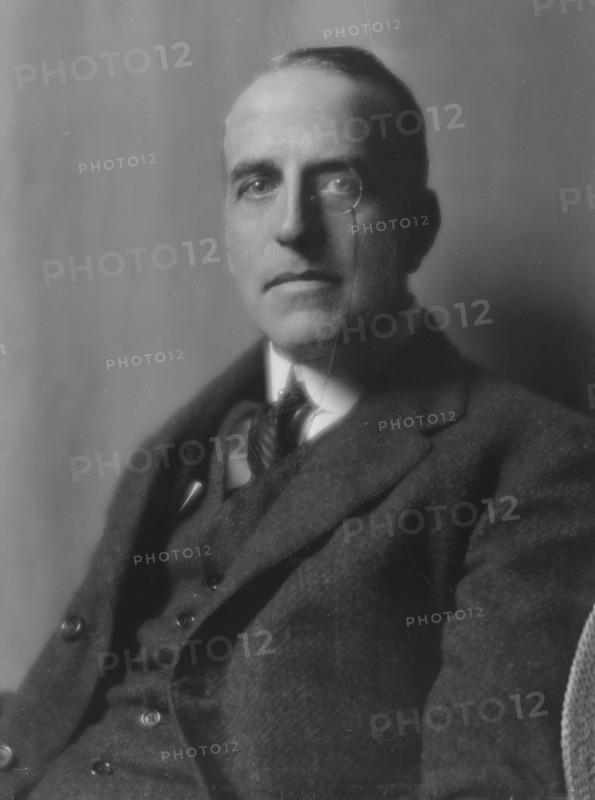 Lavender, Lloyd, Mr., portrait photograph, 1916. Creator: Arnold Genthe.