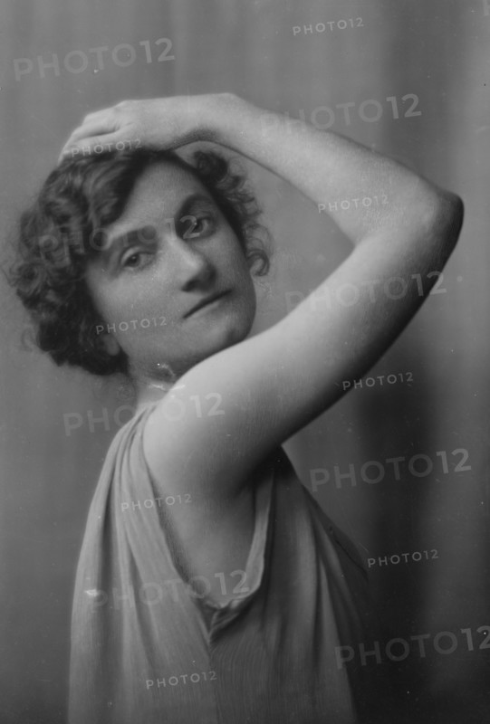 Morgan, Marion, Miss, portrait photograph, 1917 June 5. Creator: Arnold Genthe.