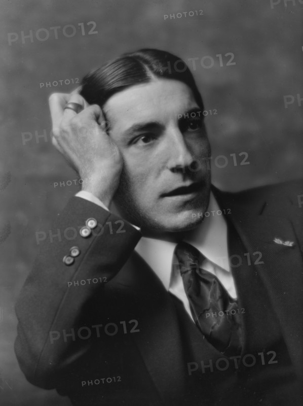 Valbel, Henri, Mr., portrait photograph, 1917 Apr. 30. Creator: Arnold Genthe.