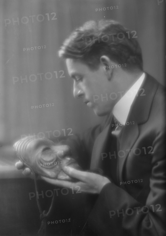 Rowe, Arthur, portrait photograph, 1912 or 1913. Creator: Arnold Genthe.