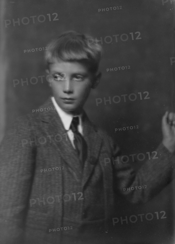 Fiffe, Joseph, Master, portrait photograph, 1917 Sept. 25. Creator: Arnold Genthe.