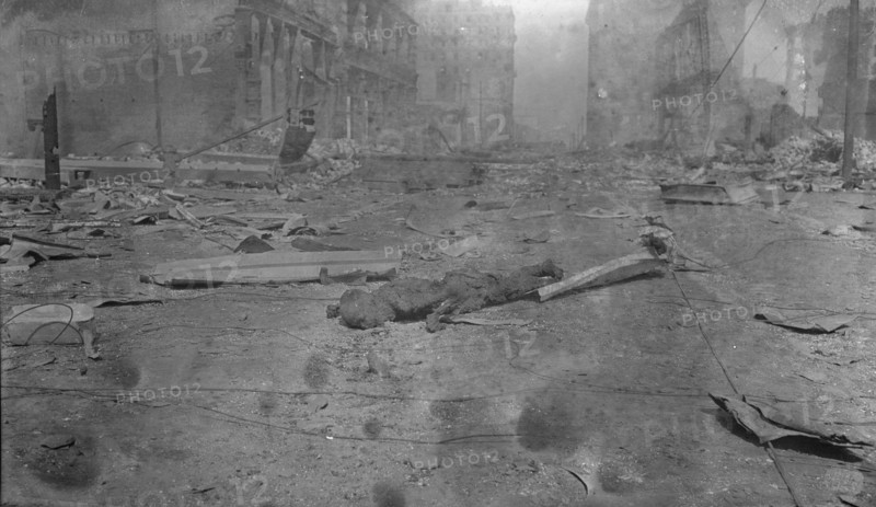 Charred corpse of a victim of the 1906 San Francisco earthquake and fire, 1906 Apr. Creator: Arnold Genthe.
