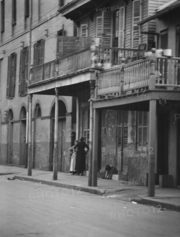 Dumaine Street, New Orleans, between 1920 and 1926. Creator: Arnold Genthe.