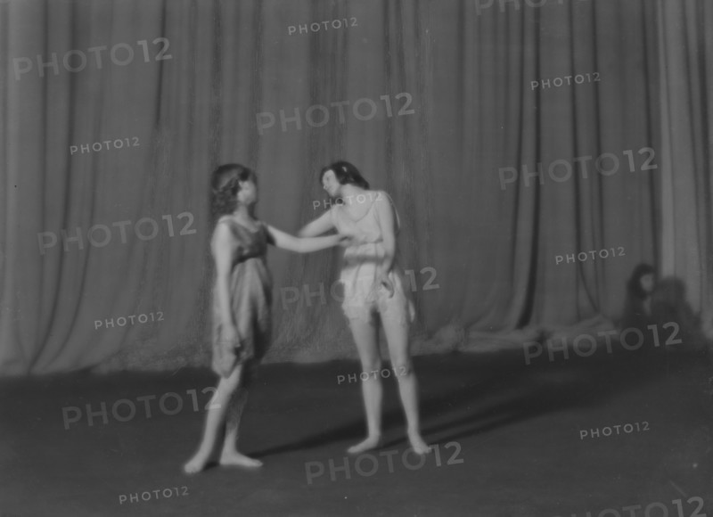 Elizabeth Duncan dancers and children, between 1916 and 1941. Creator: Arnold Genthe.