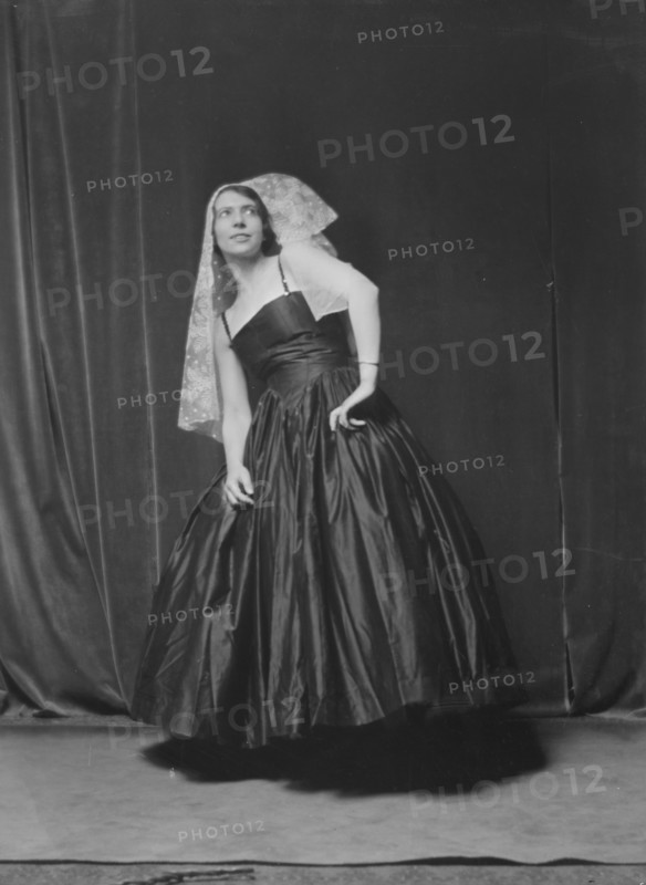 Korty, Madame, 1917 Apr. 17. Creator: Arnold Genthe.