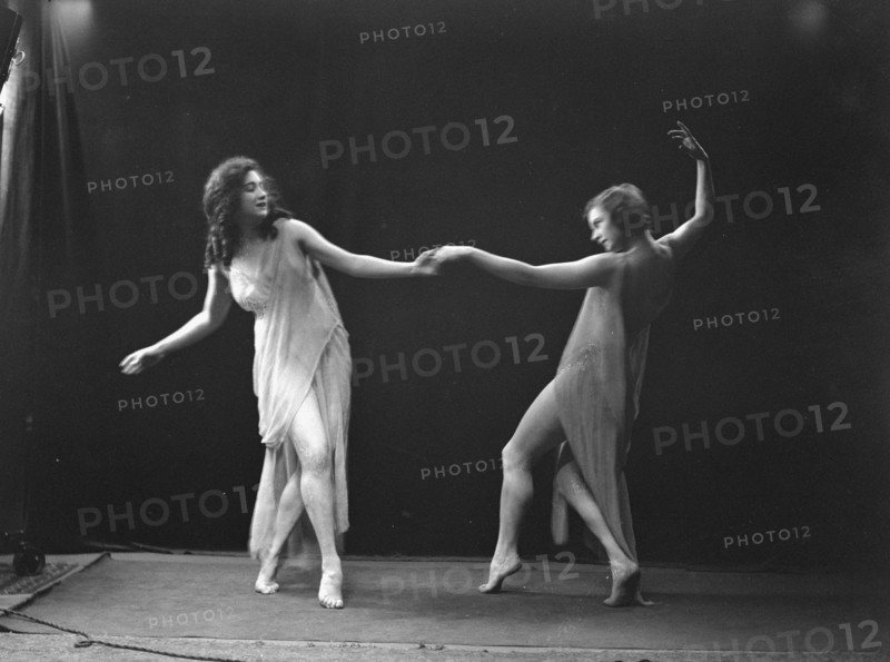 Marion Morgan dancers, between 1914 and 1927. Creator: Arnold Genthe.