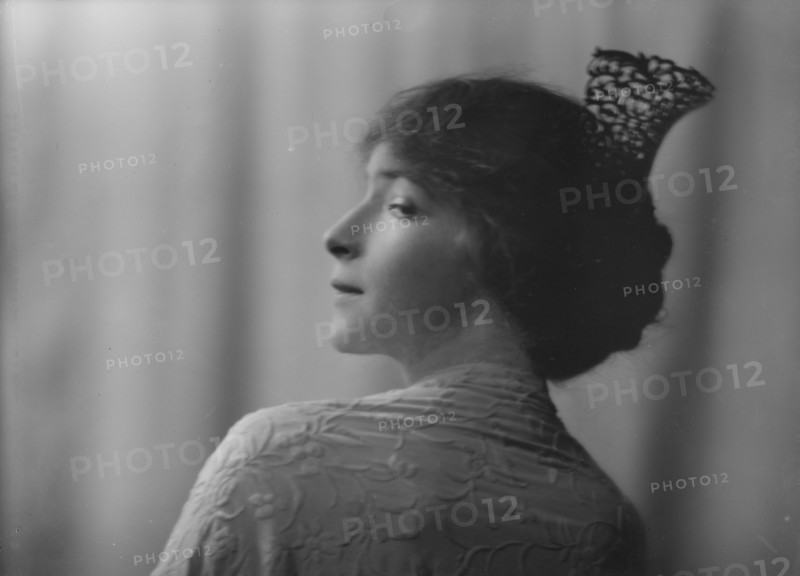 Morgan, Miss, portrait photograph, 1916 Feb. 13. Creator: Arnold Genthe.
