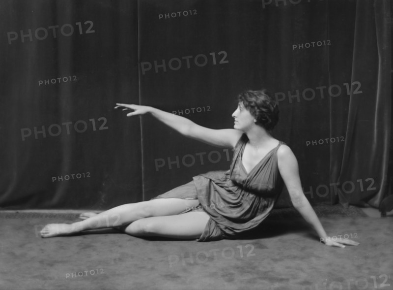 Wilson, Miss, not before 1916. Creator: Arnold Genthe.