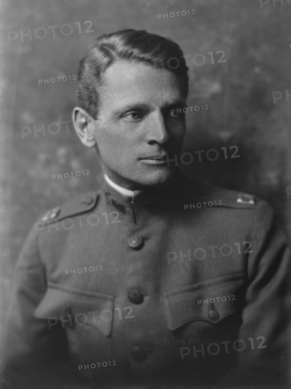 Captain Stuart Benson, portrait photograph, 1917 Nov. 25. Creator: Arnold Genthe.