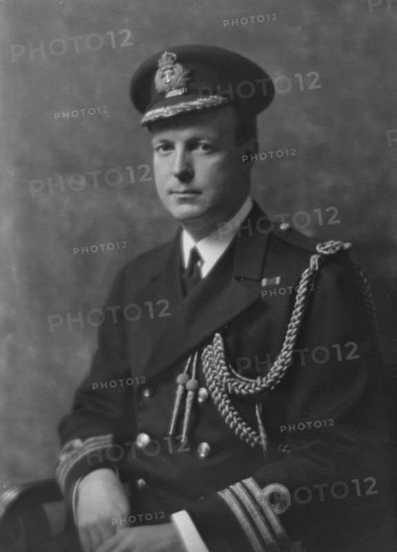 Commander Blakewood, portrait photograph, 1918 Feb. 13. Creator: Arnold Genthe.