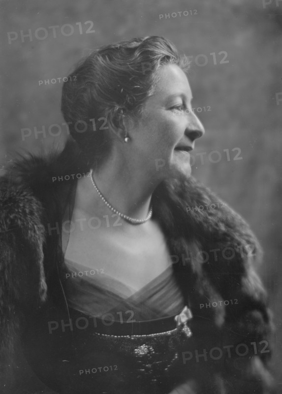 Mrs. Henry S. Boardman, portrait photograph, 1919 Apr. 21. Creator: Arnold Genthe.