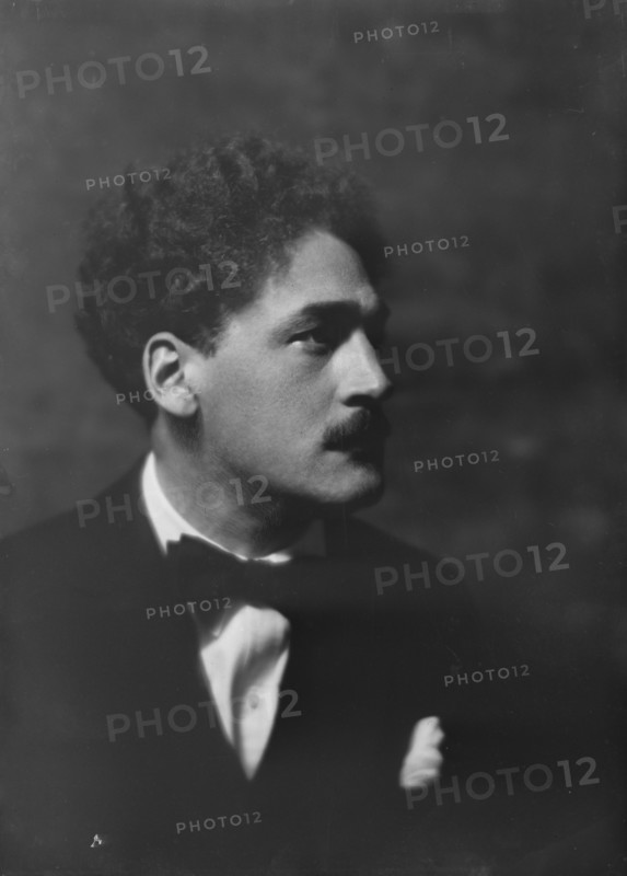 Mr. Richard Buhlig, portrait photograph, 1917 Nov. 22. Creator: Arnold Genthe.