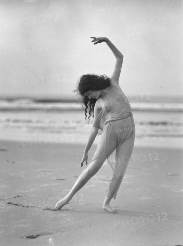 Miss Marguerite Churchill, between 1923 and 1925. Creator: Arnold Genthe.