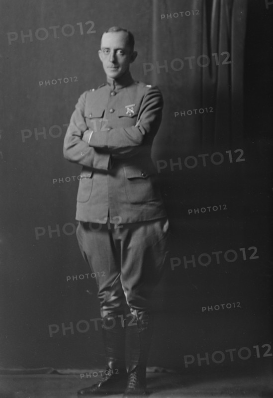 Captain George Davis, portrait photograph, 1918 Sept. 7. Creator: Arnold Genthe.