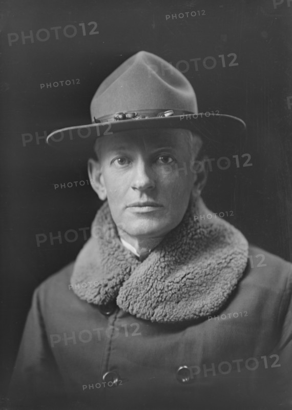 Mr. W.W. Davis, portrait photograph, 1919 Jan. 6. Creator: Arnold Genthe.