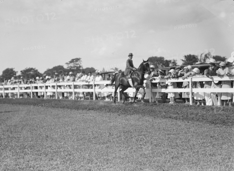 East Hampton horse show, 1932. Creator: Arnold Genthe.