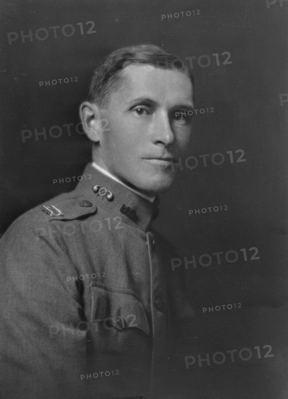 Captain Roland Hazard, portrait photograph, 1918 Oct. 10. Creator: Arnold Genthe.