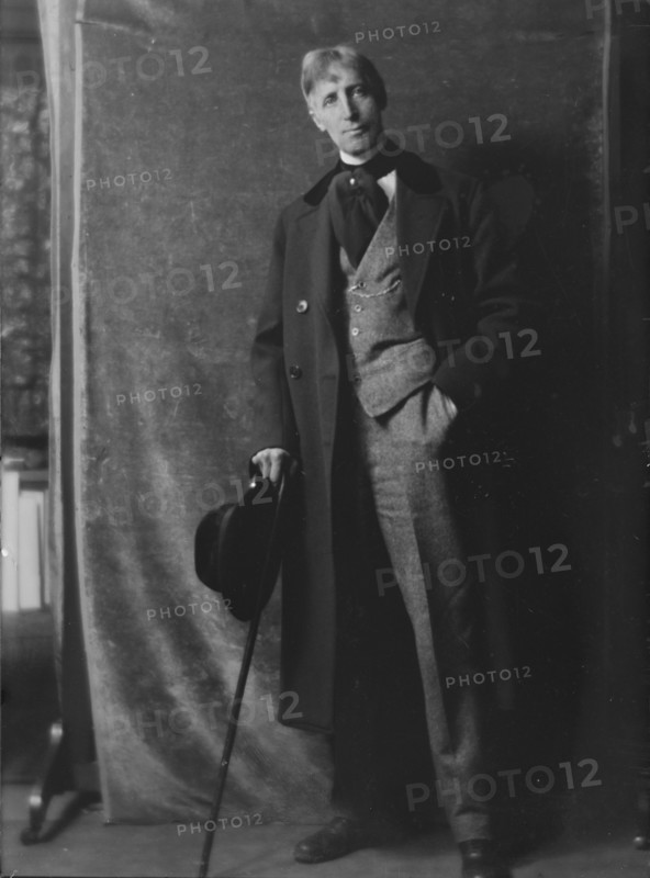 Mr. Gerald Stanley Lee, portrait photograph, 1918 Feb. Creator: Arnold Genthe.