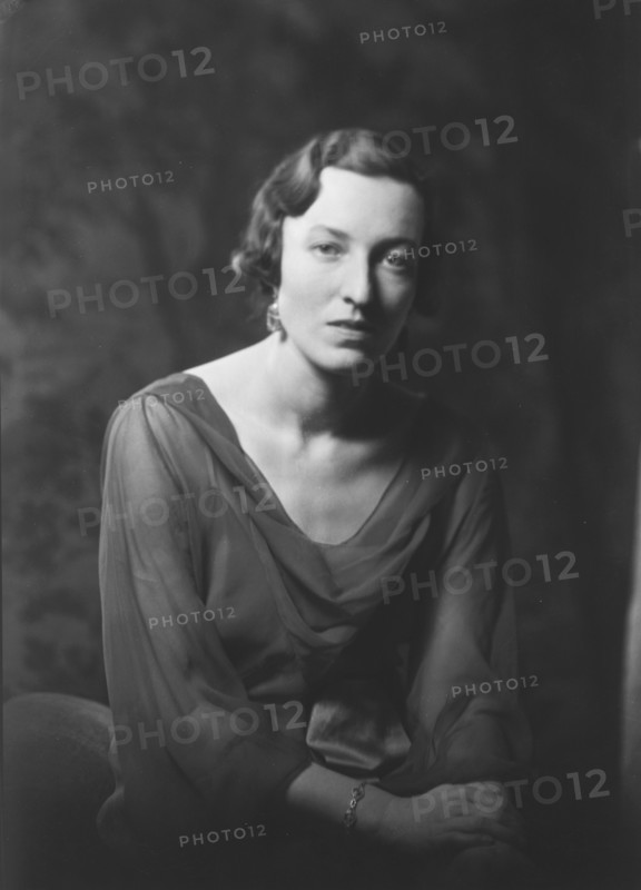 Miss Carol Paine, portrait photograph, 1933 Apr. 28. Creator: Arnold Genthe.