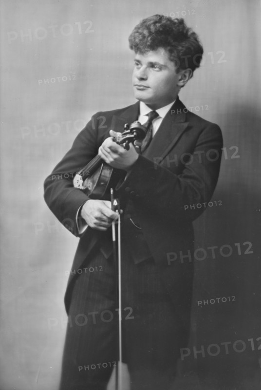 Mr. Tosha [sic] Seidel, portrait photograph, 1918 May 13. Creator: Arnold Genthe.