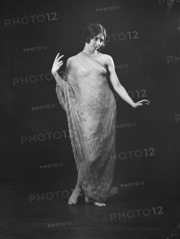 Miss Margaret Severn, 1923. Creator: Arnold Genthe.