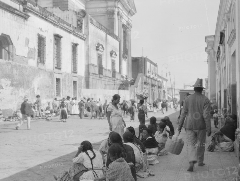 Travel views of Cuba and Guatemala, between 1899 and 1926. Creator: Arnold Genthe.