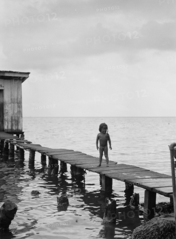 Travel views of Cuba and Guatemala, between 1899 and 1926. Creator: Arnold Genthe.