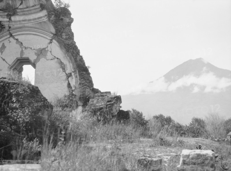 Travel views of Cuba and Guatemala, between 1899 and 1926. Creator: Arnold Genthe.