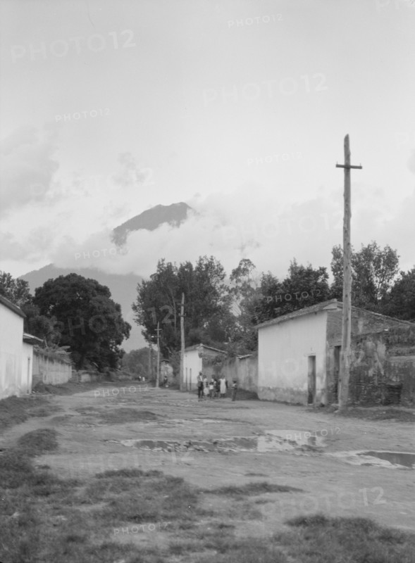 Travel views of Cuba and Guatemala, between 1899 and 1926. Creator: Arnold Genthe.