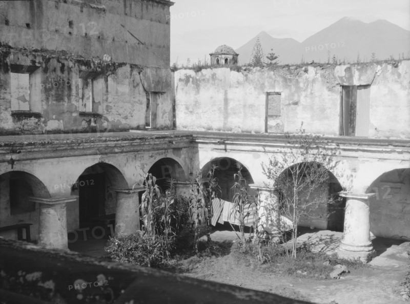 Travel views of Cuba and Guatemala, between 1899 and 1926. Creator: Arnold Genthe.