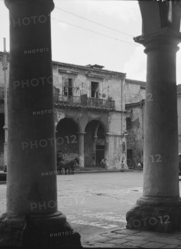 Travel views of Cuba and Guatemala, between 1899 and 1926. Creator: Arnold Genthe.