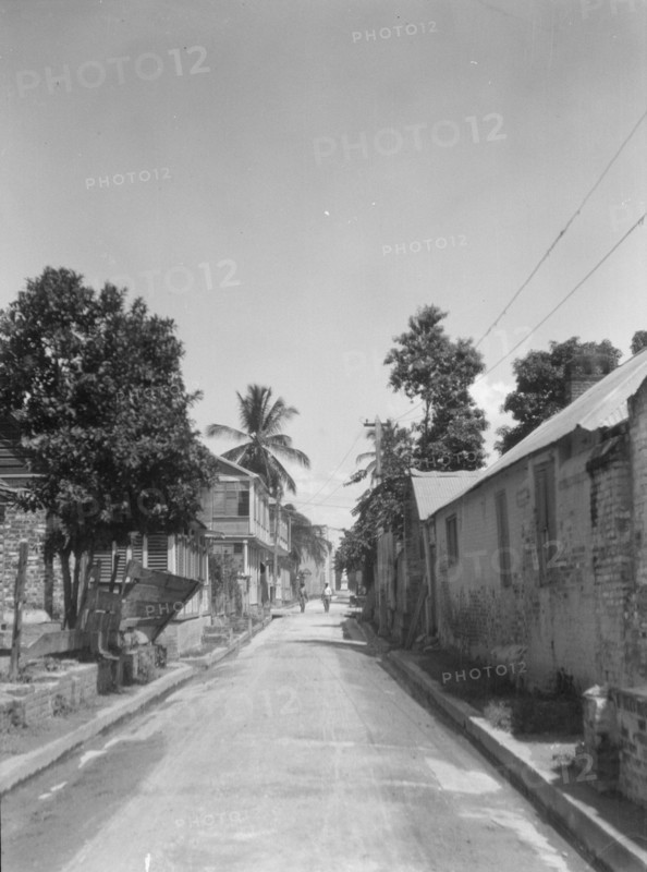 Travel views of Cuba and Guatemala, between 1899 and 1926. Creator: Arnold Genthe.