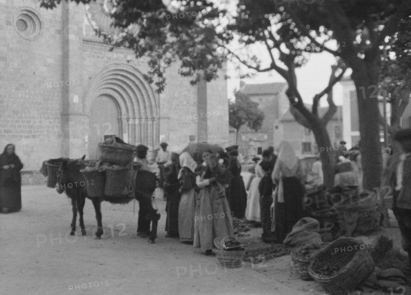 Travel views of Europe, between 1904 and 1938. Creator: Arnold Genthe.