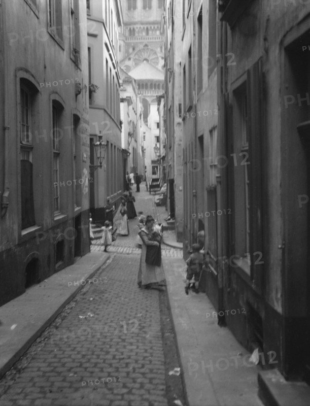Travel views of Europe, between 1904 and 1938. Creator: Arnold Genthe.
