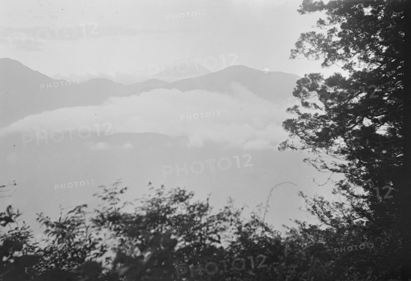 Travel views of Japan and Korea, 1908. Creator: Arnold Genthe.