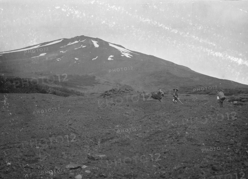 Travel views of Japan and Korea, 1908. Creator: Arnold Genthe.