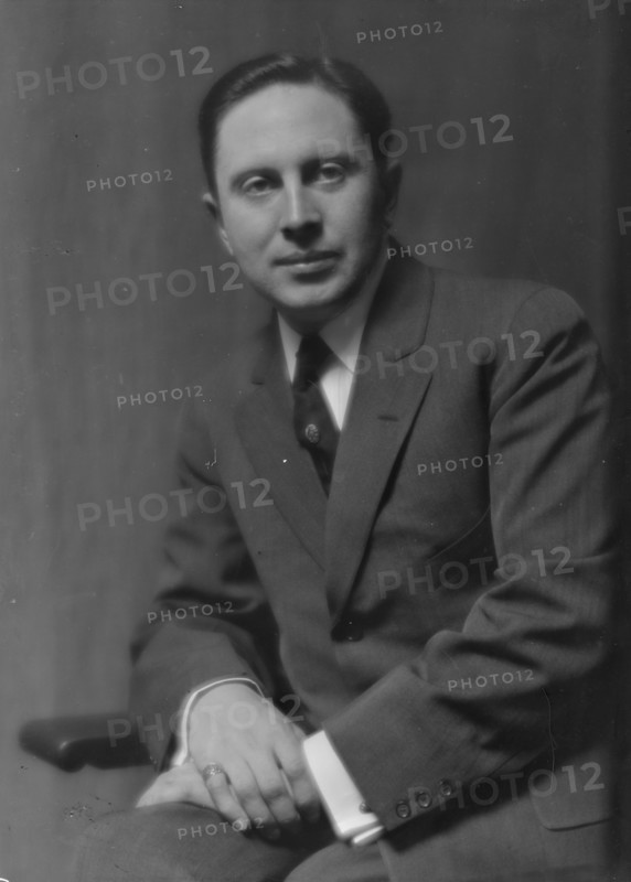 McNally, Theodore Rand, portrait photograph, 1913. Creator: Arnold Genthe.