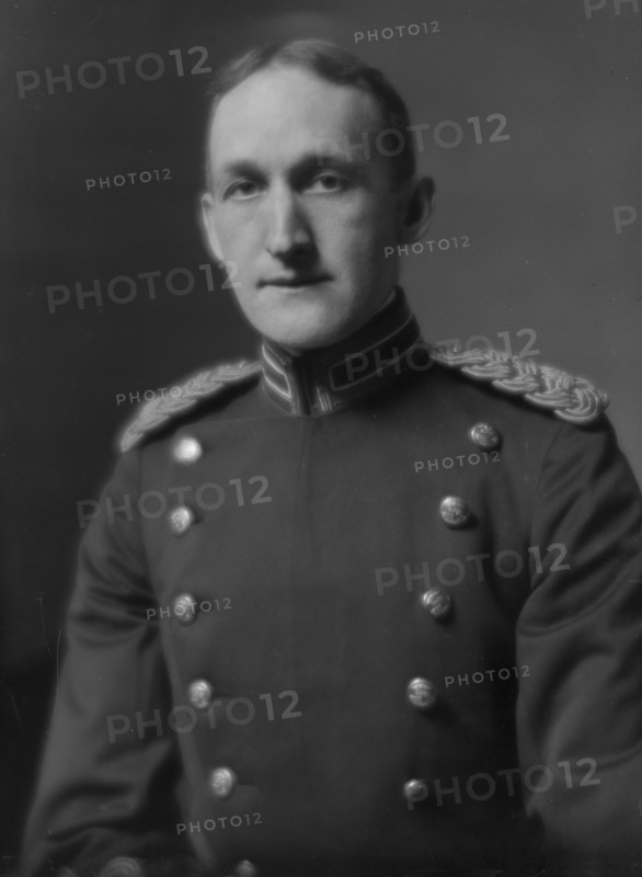 Pillsbury, George, Major, portrait photograph, 1914 May 2. Creator: Arnold Genthe.