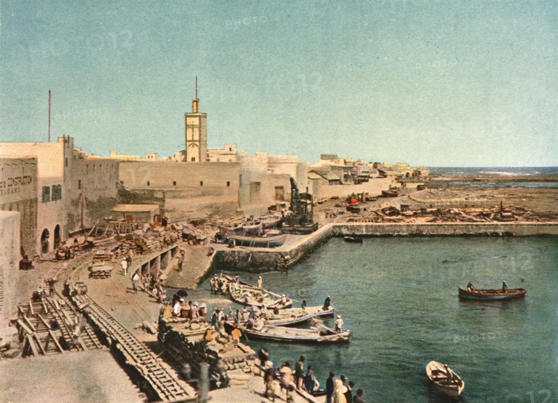 ''Port de Casablanca; Afrique du nord', 1914. Creator: Jules Gervais-Courtellemont.