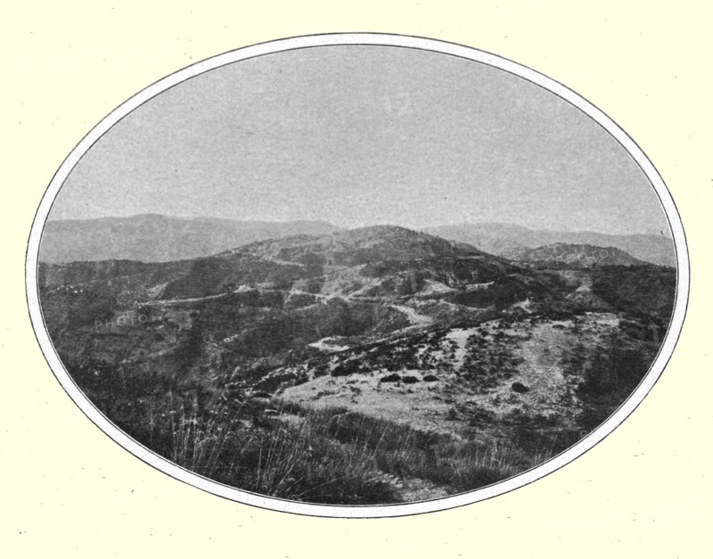 ''Ichriden pres Fort National; Afrique du nord', 1914. Creator: Jules Gervais-Courtellemont.
