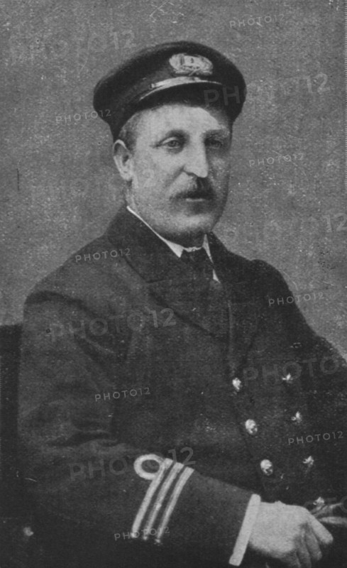 'Une lachete allemande; le capitaine Charles Fryatt, fusille par les Allemands', 1916. Creator: Unknown.