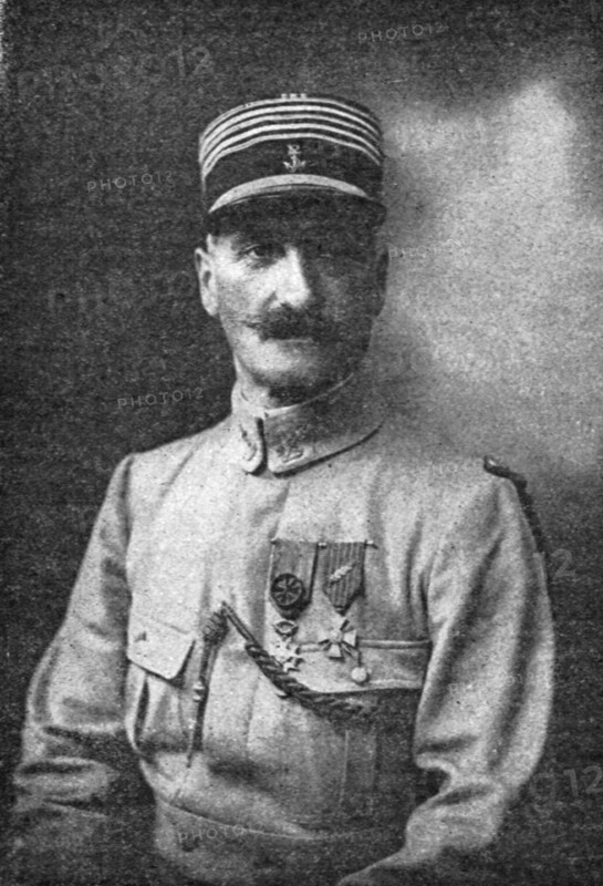 'Le lieutenant-colonel Regnier; commandant le regiment d'infanterie coloniale du Maroc', 1916. Creator: Manuel.