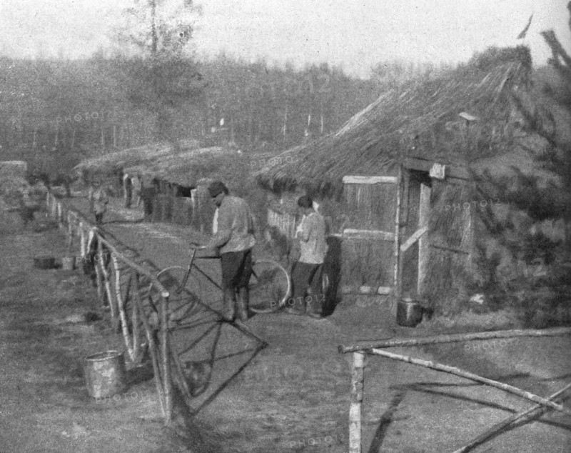 'Le front pittoresque; Villages de Paillot et Terriers a flanc de coteaux: La grande rue', 1914. Creator: Unknown.