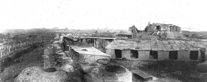 'La guerre moderne en Cameroun Nord ; un des forts allemands de Garoua, tel que le..., 1916. Creator: Unknown.