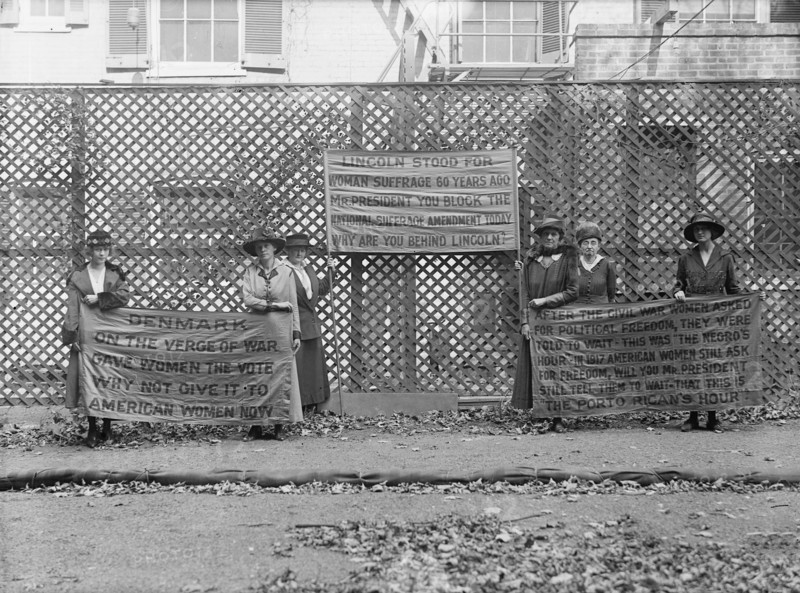 Woman Suffrage - Pickets, 1917. Creator: Harris & Ewing.